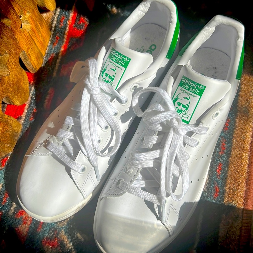 CLASSIC STAN SMITH ADIDAS SIZE 8 MENS